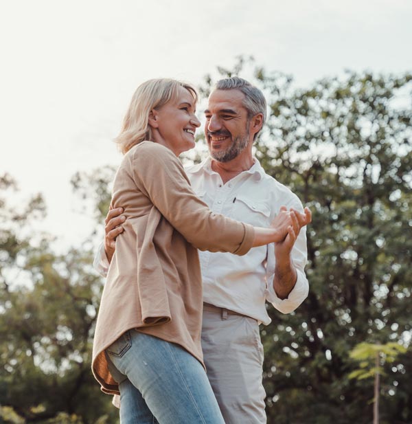 couple dancing